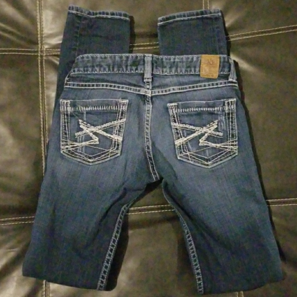 Buckle jeans